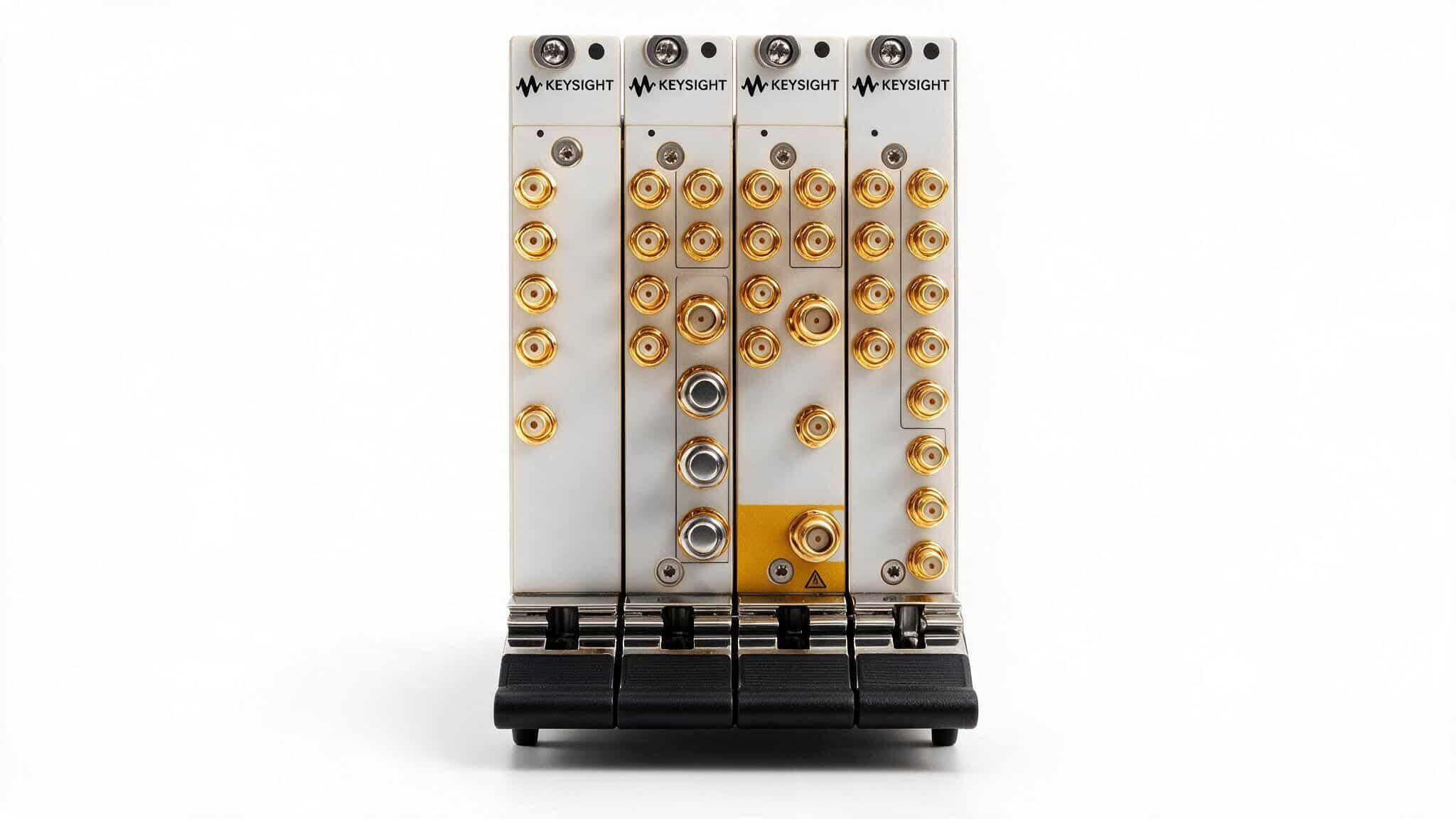 may-phan-tich-tin-hieu-vector-pxie-keysight-m9391a-studio Keysight M9391A — Máy phân tích tín hiệu vector PXIe — ảnh studio