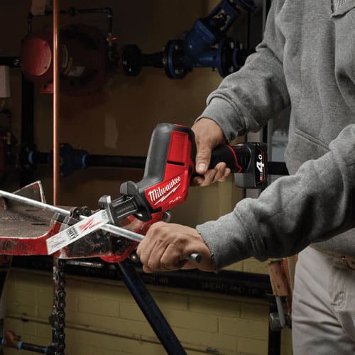 may-cua-kiem-milwaukee-m12-chz-0-4 Máy cưa kiếm Milwaukee M12 CHZ-0 (4)