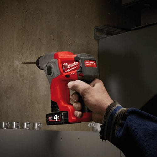 may-khoan-bua-milwaukee-m12-ch-0c-2 Máy khoan búa Milwaukee M12 CH-0C (1)