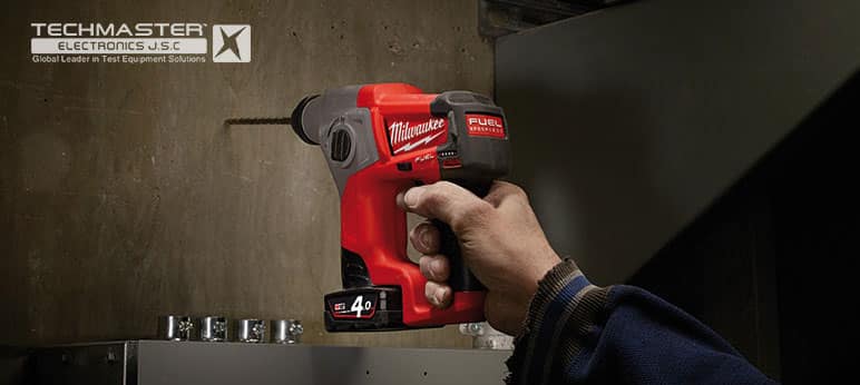 may-khoan-bua-milwaukee-m12-ch-402c-6 Máy khoan búa Milwaukee M12 CH 402c (6)