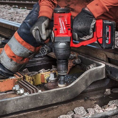 may-siet-bu-long-milwaukee-m18-onefhiwf1-0x0-6 Máy siết bu lông Milwaukee M18 ONEFHIWF1-0X0 (5)