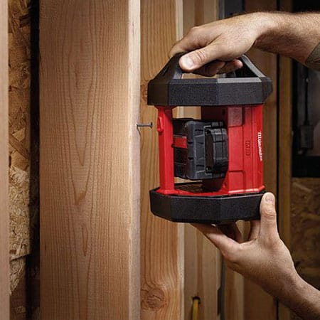 den-led-hat-sang-milwaukee-m18-al-0-2 Đèn LED hắt sáng Milwaukee M18 AL-0 (2)