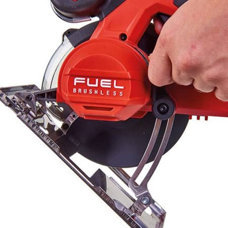 may-cat-kim-loai-milwaukee-m18-fmcs-0x-1 Máy cắt kim loại Milwaukee M18 FMCS-0X (1)