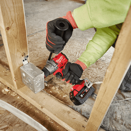 may-khoan-dong-luc-milwaukee-m18-fpd3-4 Máy khoan động lực Milwaukee M18 FPD3 (5)