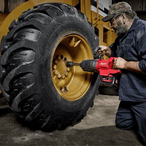 may-siet-bu-long-milwaukee-m18-onefhiwf1d-0c0-4 Máy siết bu lông Milwaukee M18 ONEFHIWF1D-0C0 (4)