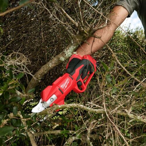 may-cat-canh-milwaukee-m12-blprs-0-4 Máy cắt cành Milwaukee M12 BLPRS-0 (4)